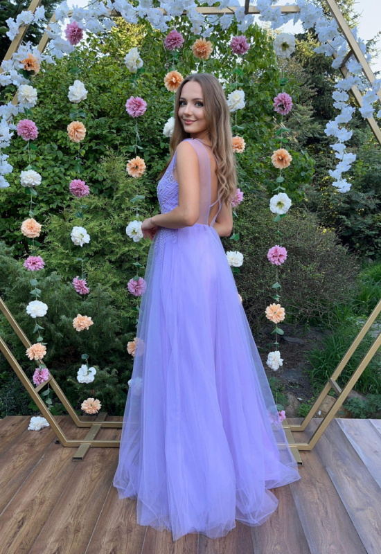 SVETLOFIALOVÉ TYLOVÉ DLHÉ SPOLOČENSKÉ ŠATY JESSY 