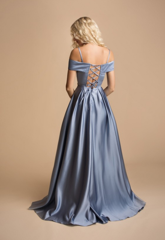 SVETLOMODRÉ SATÉNOVÉ SPOLOČENSKÉ ŠATY PETRICIA