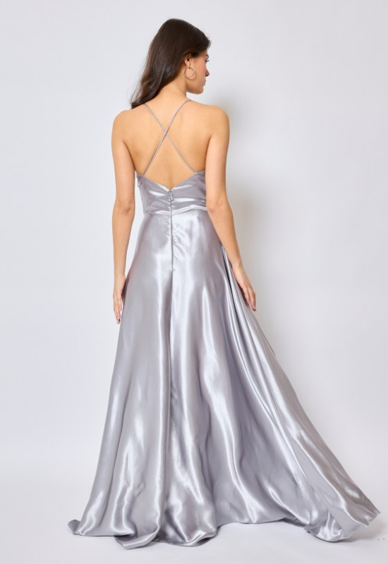 DLHÉ SATÉNOVÉ SPOLOČENSKÉ ŠATY STRIEBORNÉ DORIANE