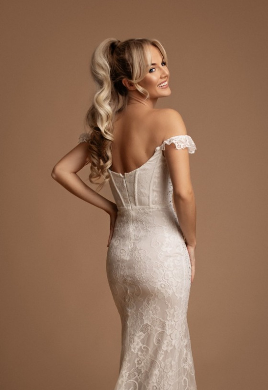 BIELE ČIPKOVANÉ SPOLOČENSKÉ ŠATY BRIGITTE 