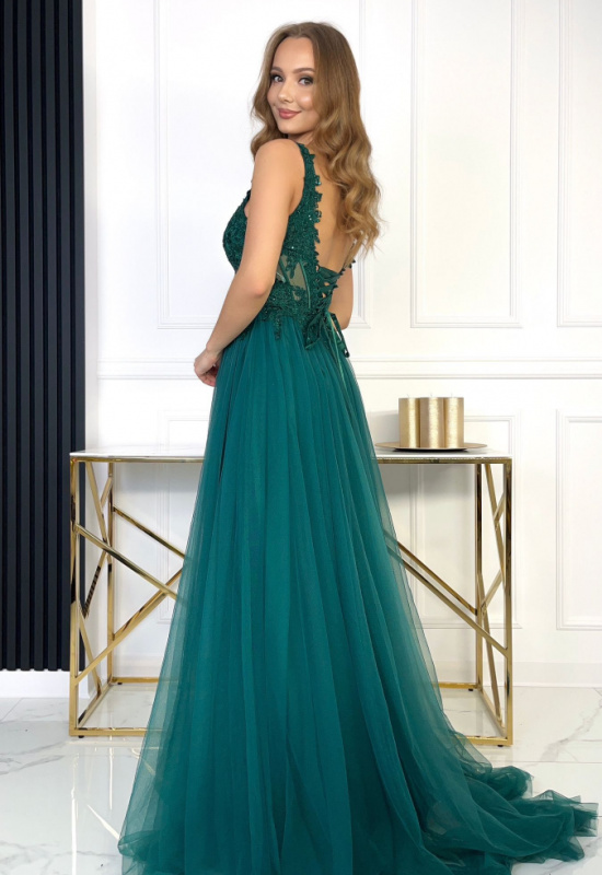 ZELENÉ SPOLOČENSKÉ ŠATY S TYLOVOU SUKŇOU 