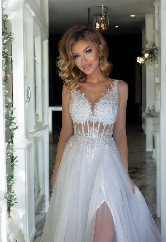 BIELE SPOLOČENSKÉ ŠATY S TYLOVOU SUKŇOU 