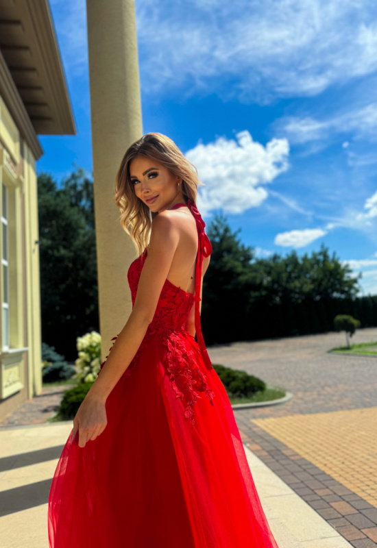 DLHÉ ČERVENÉ SPOLOČENSKÉ ŠATY LOLITA 